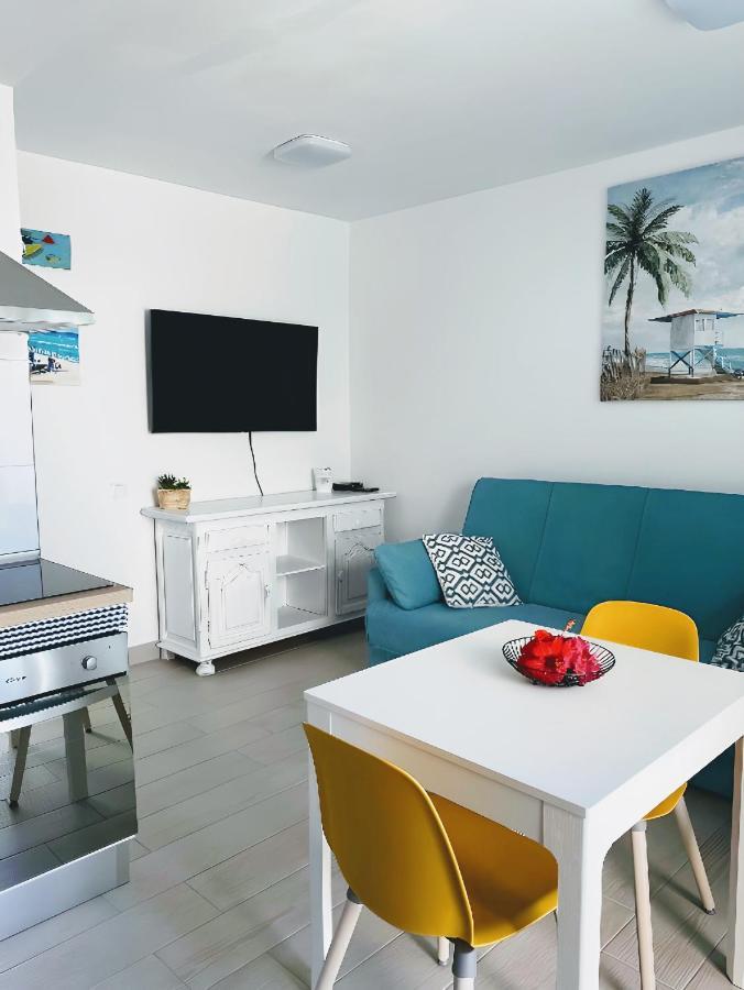 Red Hibiscus Corralejo Irent Fuerteventura公寓 外观 照片